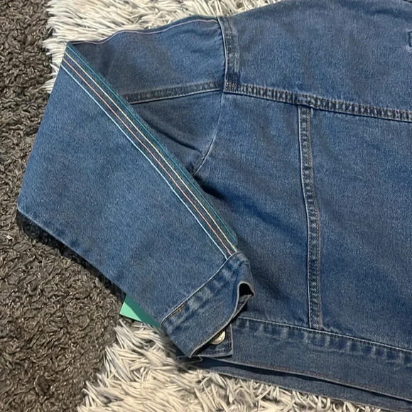 New! Forever 21 Denim Jacket Size Small - Picture 9 of 15